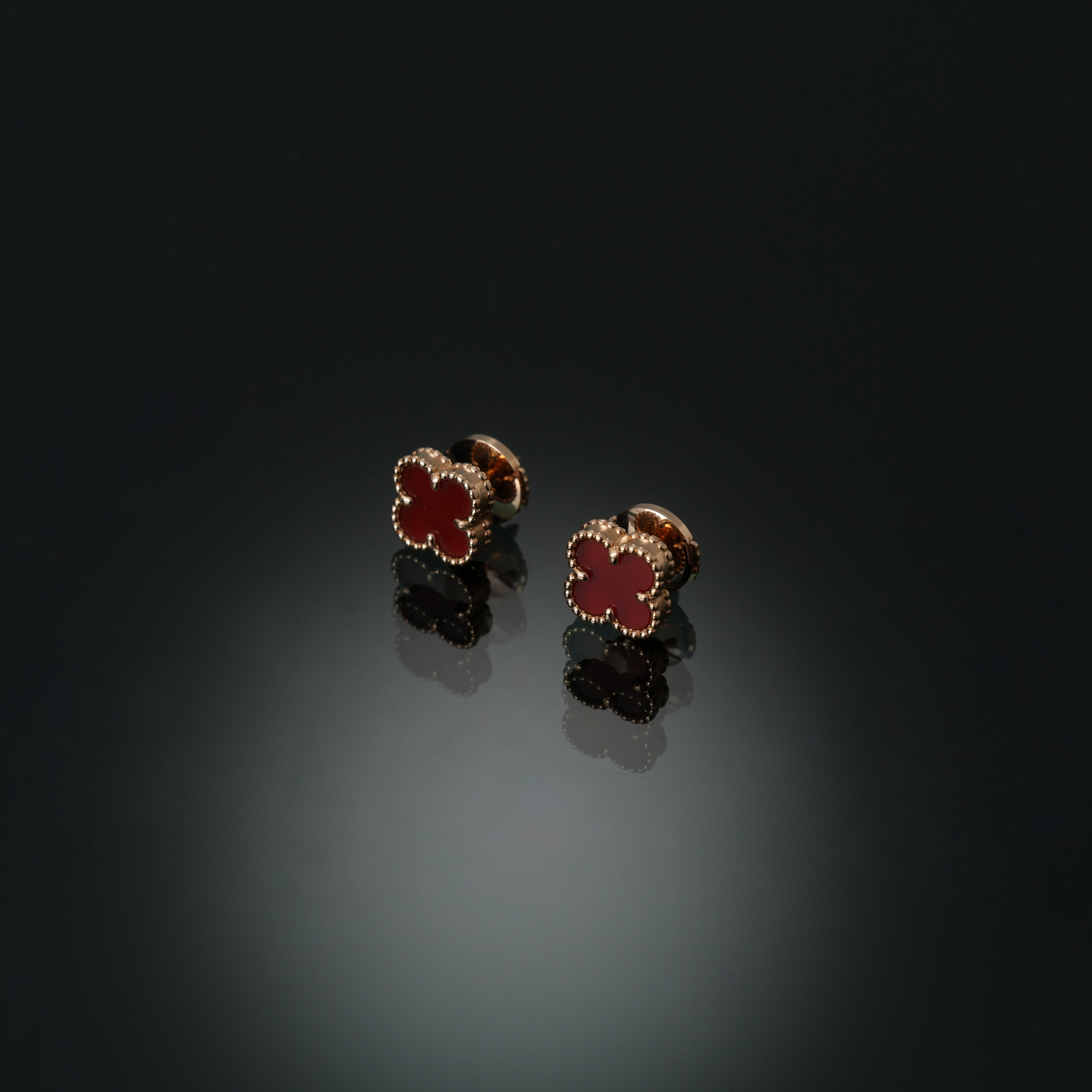 Van Cleef & Arpels(USED)반클리프앤아펠 스위트 알함브라 이어링 커넬리언